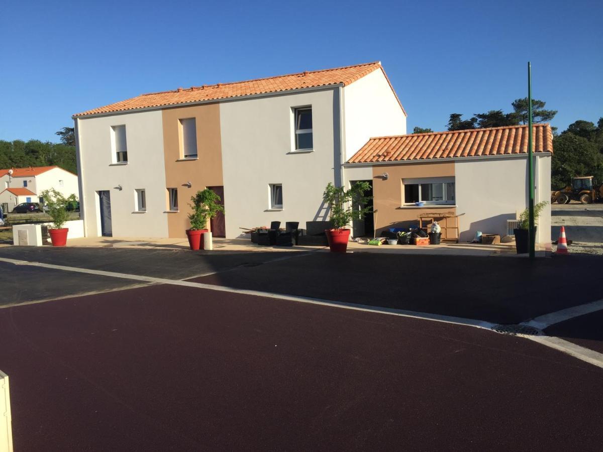Les Terrasses De Bella Vista Villa Saint-Vincent-sur-Jard Exteriör bild